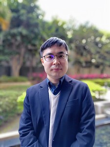 白江泰人老師圖片