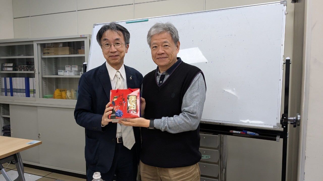大工大內藤浩樹教授及本所管中徽所長圖片
